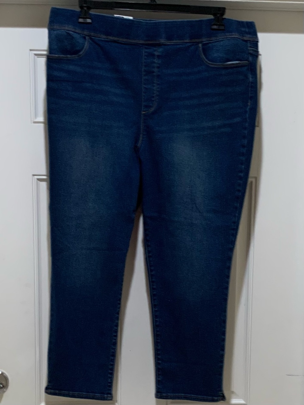 Gloria Vanderbilt Blue Denim Slimming Effect Pull On Crop Length Mid-Rise 22